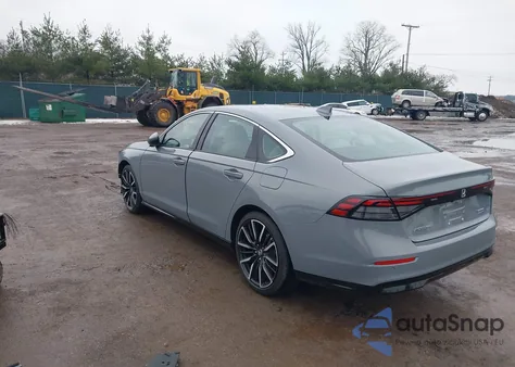 2025 Honda Accord Hybrid Touring from USA, damaged, VIN 1HGCY2F83SA084554